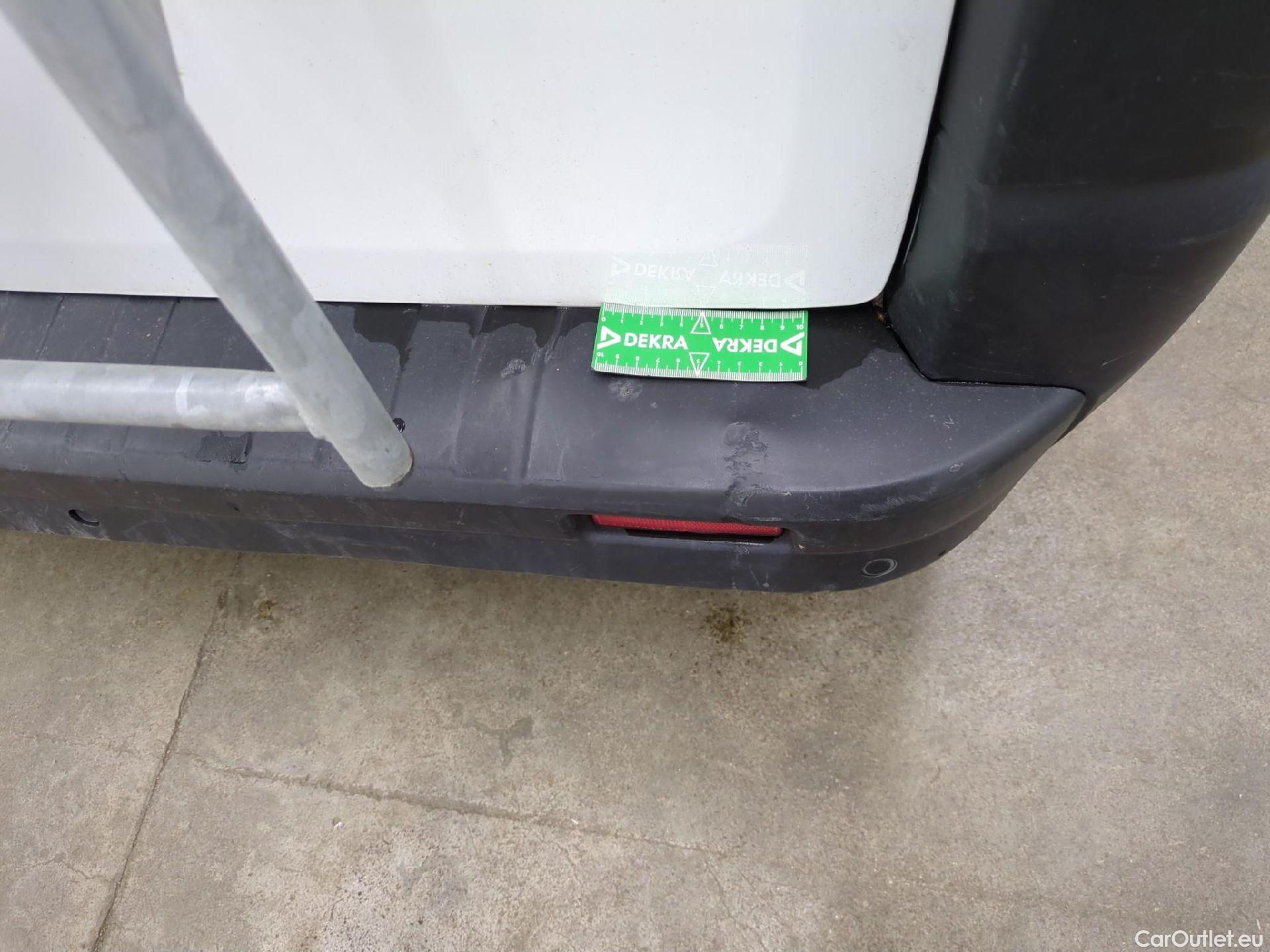  Renault  Trafic RENAULT  / 2019 / 4P / Fourgon tole FG GCF L2H2 1200 Energy dCi 145 E6 #56