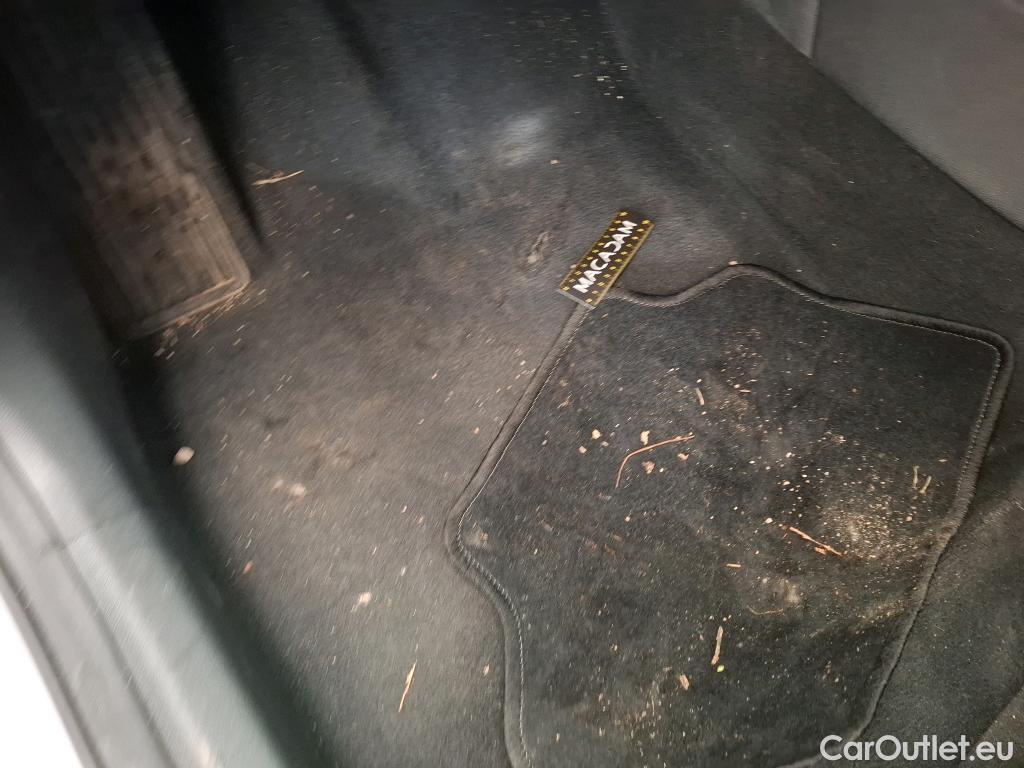  Hyundai  Konna HYUNDAI Kona / 2020 / 5P / SUV 1.6 HYBRID 141 EXECUTIVE HEV #35