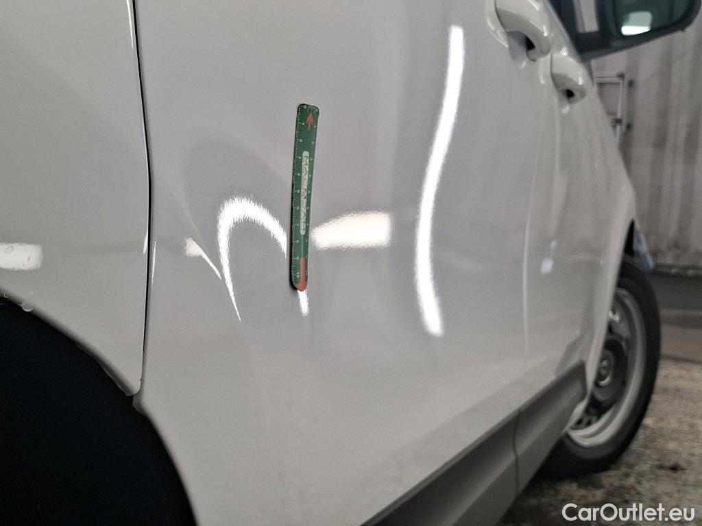  Renault  Kangoo RENAULT  / 2021 / 4P / Fourgonnette Extra - Blue dCi95 Sésame Ouvre Toi #9