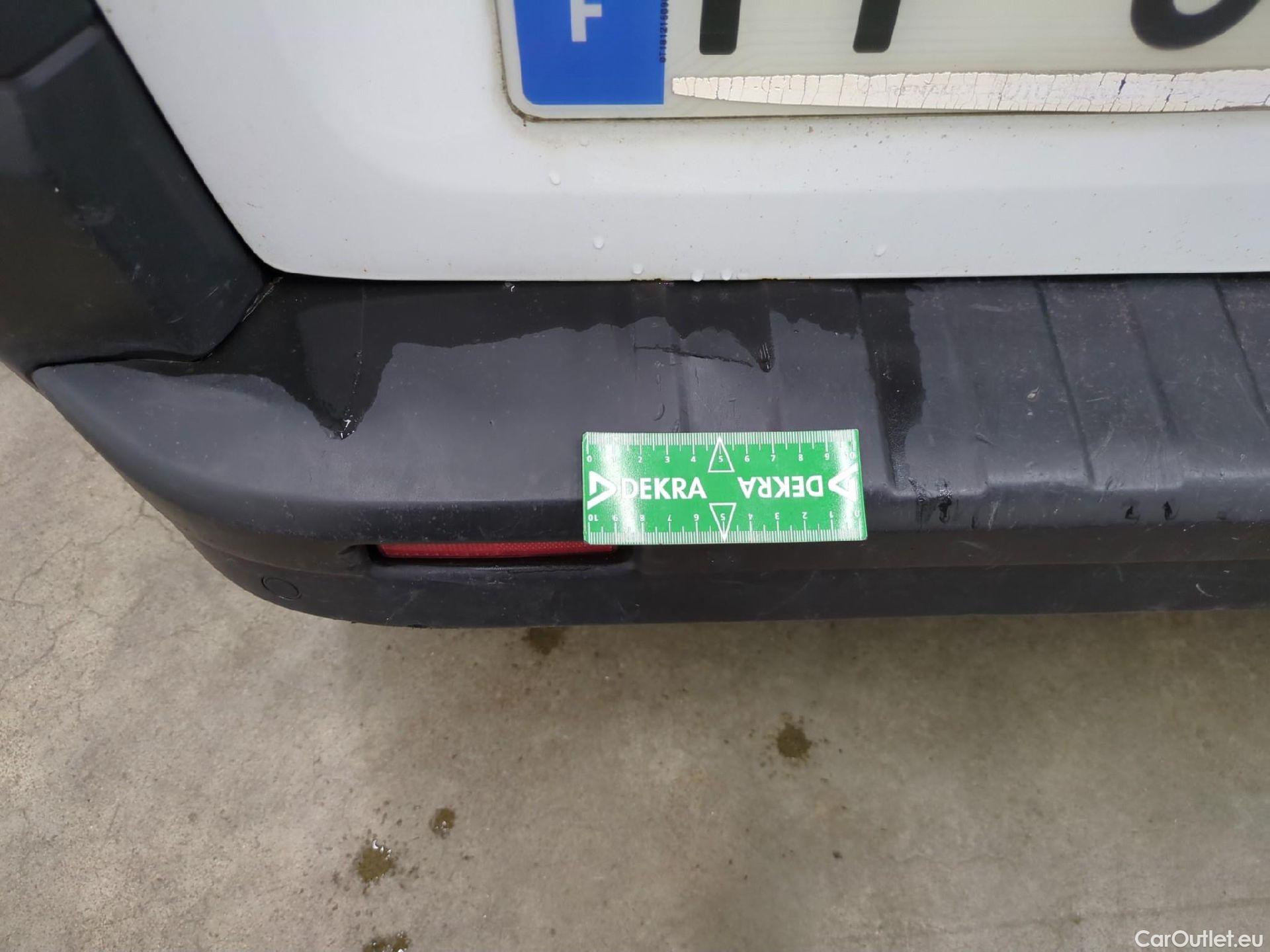  Renault  Trafic RENAULT  / 2019 / 4P / Fourgon tole FG GCF L2H2 1200 Energy dCi 145 E6 #55