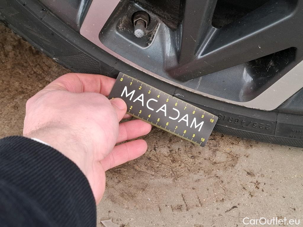  Hyundai  Konna HYUNDAI Kona / 2020 / 5P / SUV 1.6 HYBRID 141 EXECUTIVE HEV #25