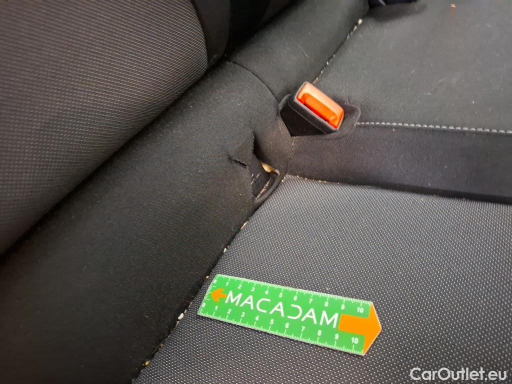  Skoda  Fabia SKODA  / 2021 / 5P / Berline 1.0 TSI 110 DSG7 Ambition #17