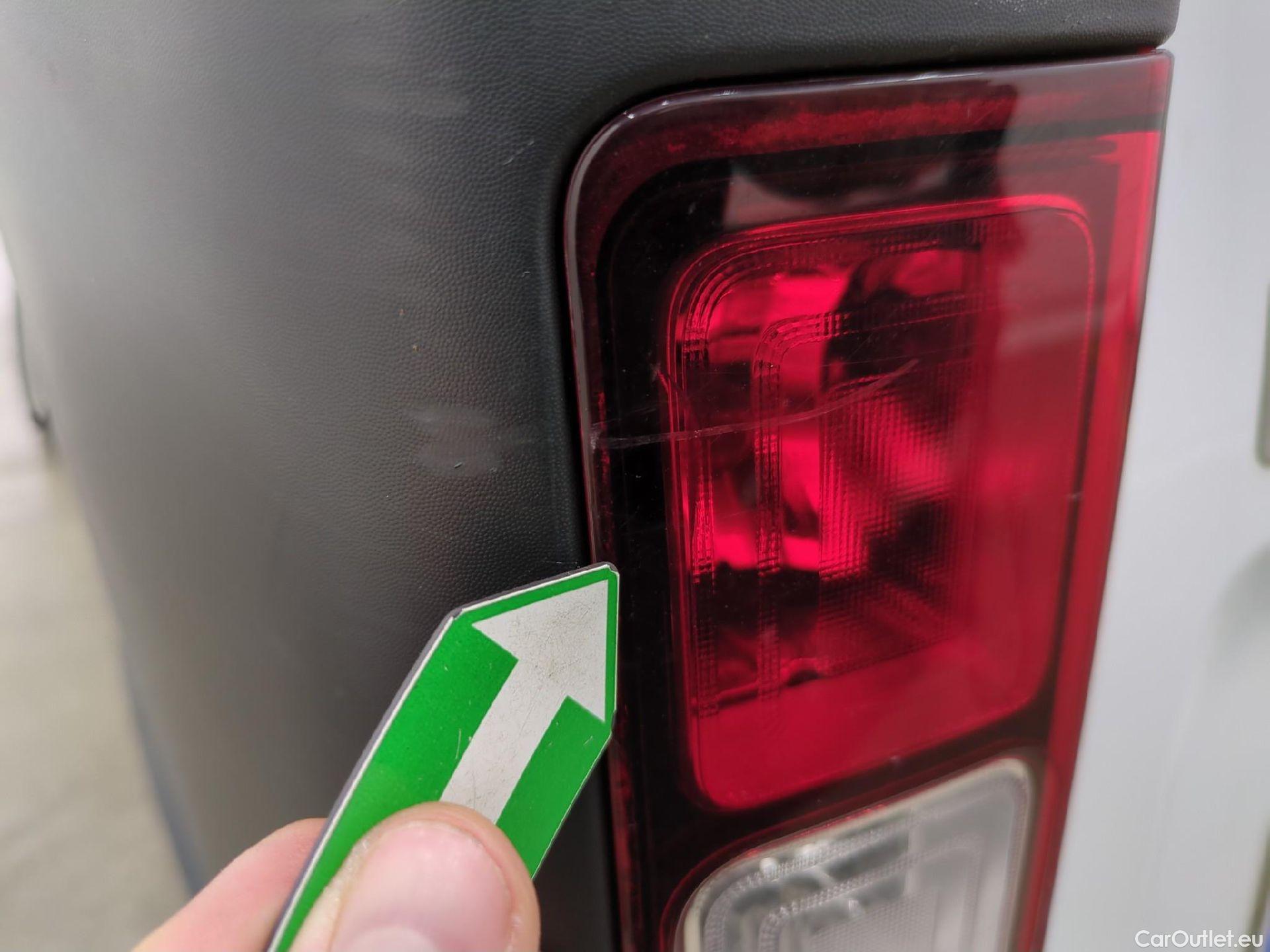  Renault  Trafic RENAULT  / 2019 / 4P / Fourgon tole FG GCF L2H2 1200 Energy dCi 145 E6 #19