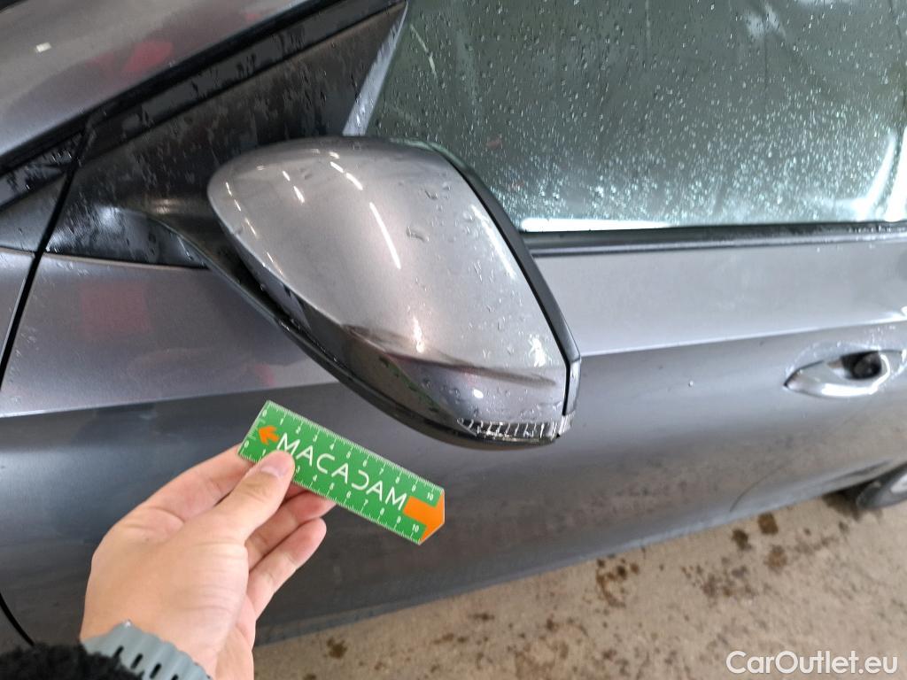  Skoda  Fabia SKODA  / 2021 / 5P / Berline 1.0 TSI 110 DSG7 Ambition #18