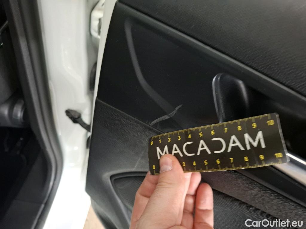  Peugeot  308  Allure Business 1.5 HDi 130CV BVA8 E6d #38