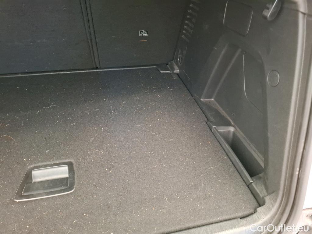  Peugeot  3008  II Active Pack 1.2 PureTech 130CV BVM6 E6d #8