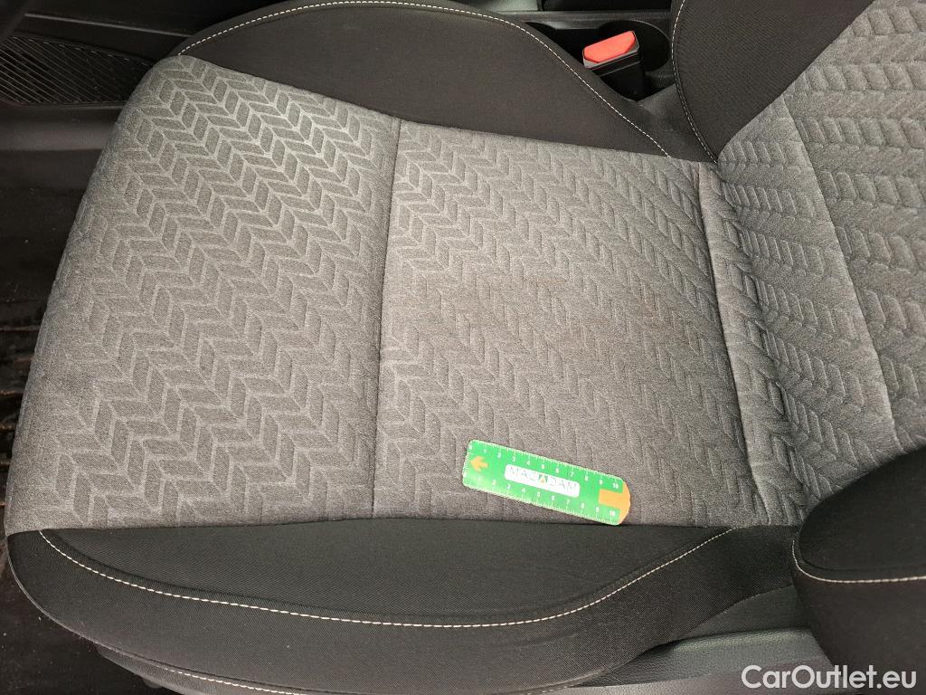  Renault  Clio  V Evolution Réversible 1.5 dCi 100CV BVM6 E6d #17