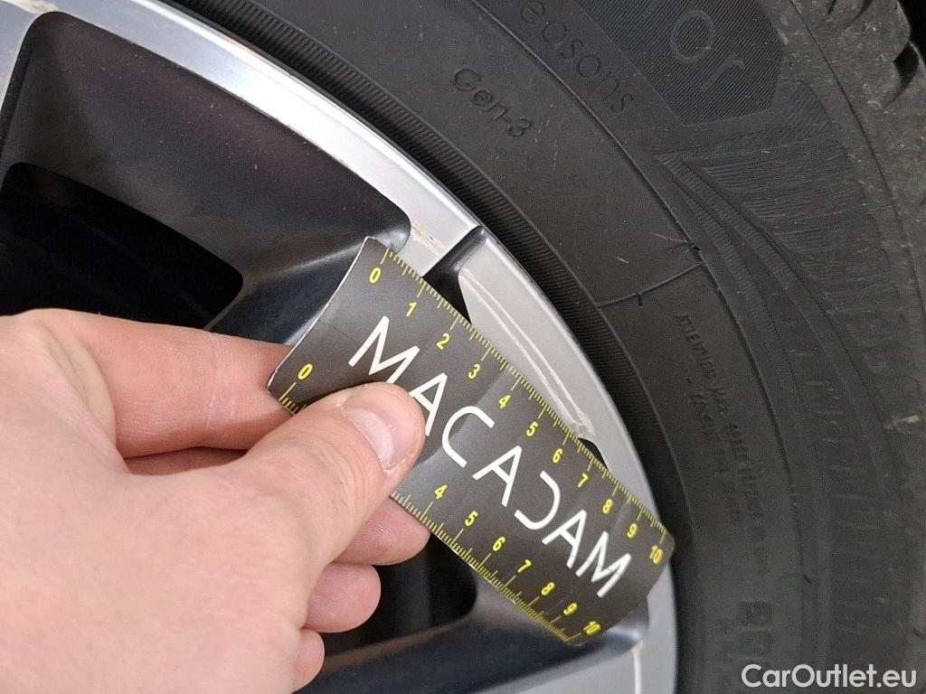  Peugeot  308  Allure Business 1.5 HDi 130CV BVA8 E6d #26