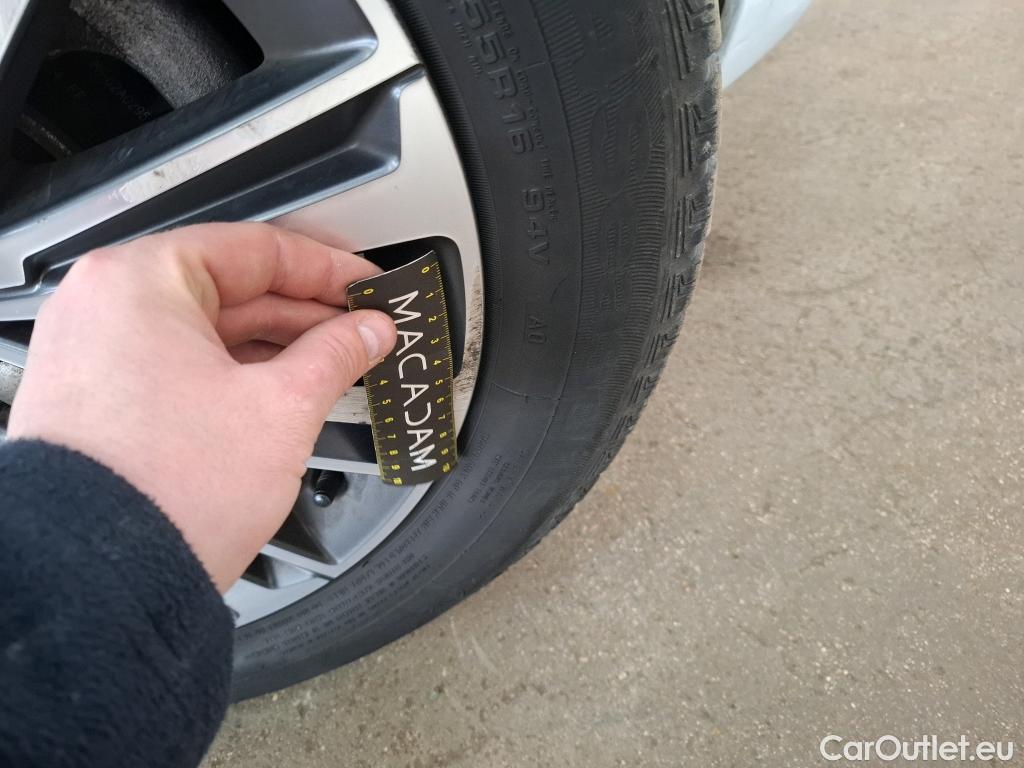  Peugeot  308  Allure Business 1.5 HDi 130CV BVA8 E6d #34