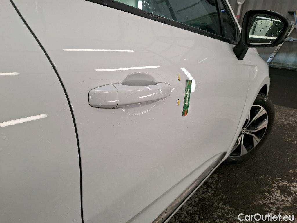  Renault  Clio  V Evolution Réversible 1.5 dCi 100CV BVM6 E6d #9