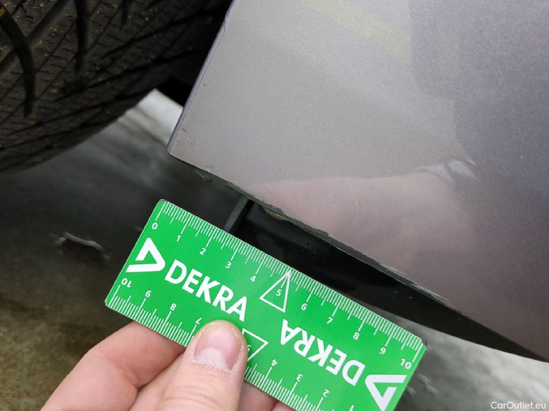  Peugeot  308 PEUGEOT  SW / 2021 / 5P / Break BlueHDi 130 EAT8 ACTIVE PACK #39