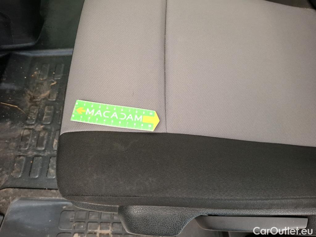  Citroen  Jumpy CITROEN  4p Combi Taille M BlueHDi 120 S&S BVM6 Confort #6