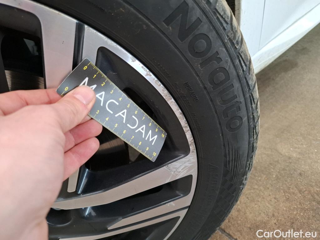  Peugeot  208  Allure Business 1.5 HDi 100CV BVM6 E6d #11