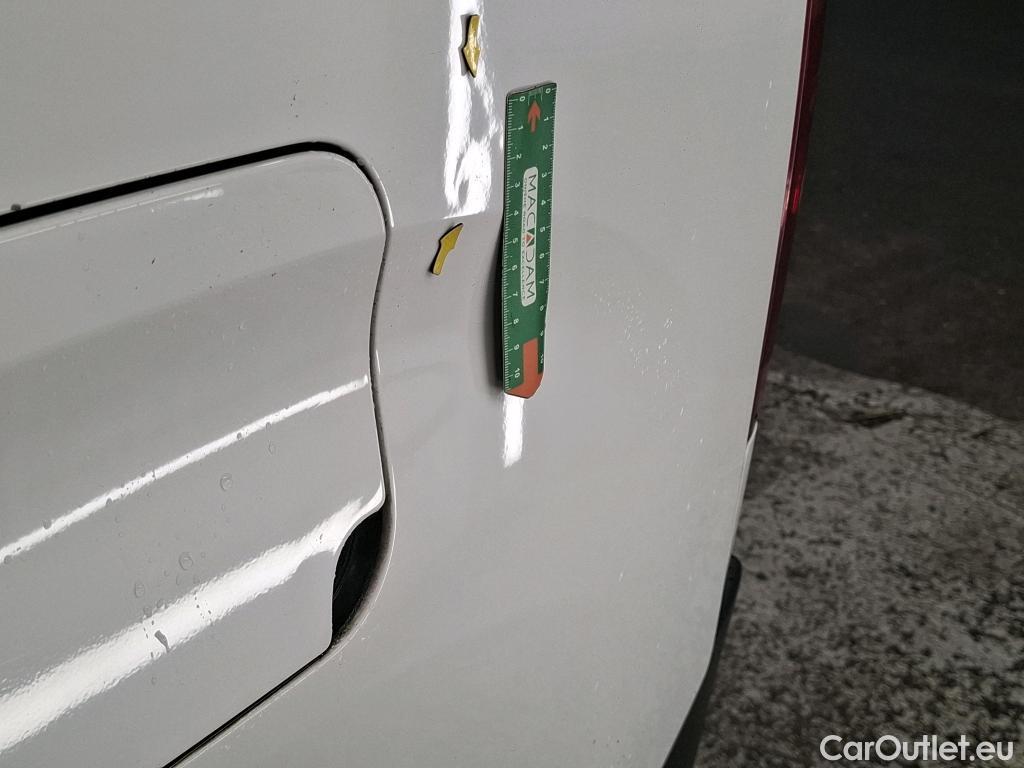  Citroen  Berlingo  Fourgon Club M 650 1.5 BlueHDi 75CV BVM5 E6dT #23