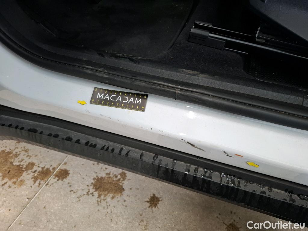  Bmw  X1 BMW  / 2022 / 5P / SUV sDrive18d Business Design DKG7 #32