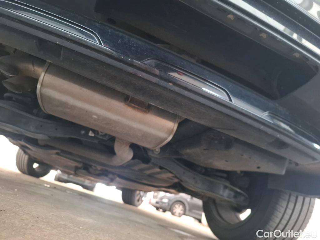  Volkswagen  Tiguan VOLKSWAGEN  / 2020 / 5P / SUV 2.0 TDI 150 DSG7 R-Line Exclusive #31