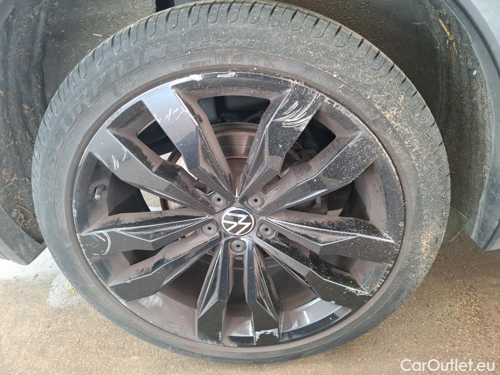  Volkswagen  Tiguan VOLKSWAGEN  / 2020 / 5P / SUV 2.0 TDI 150 DSG7 R-Line Exclusive #15