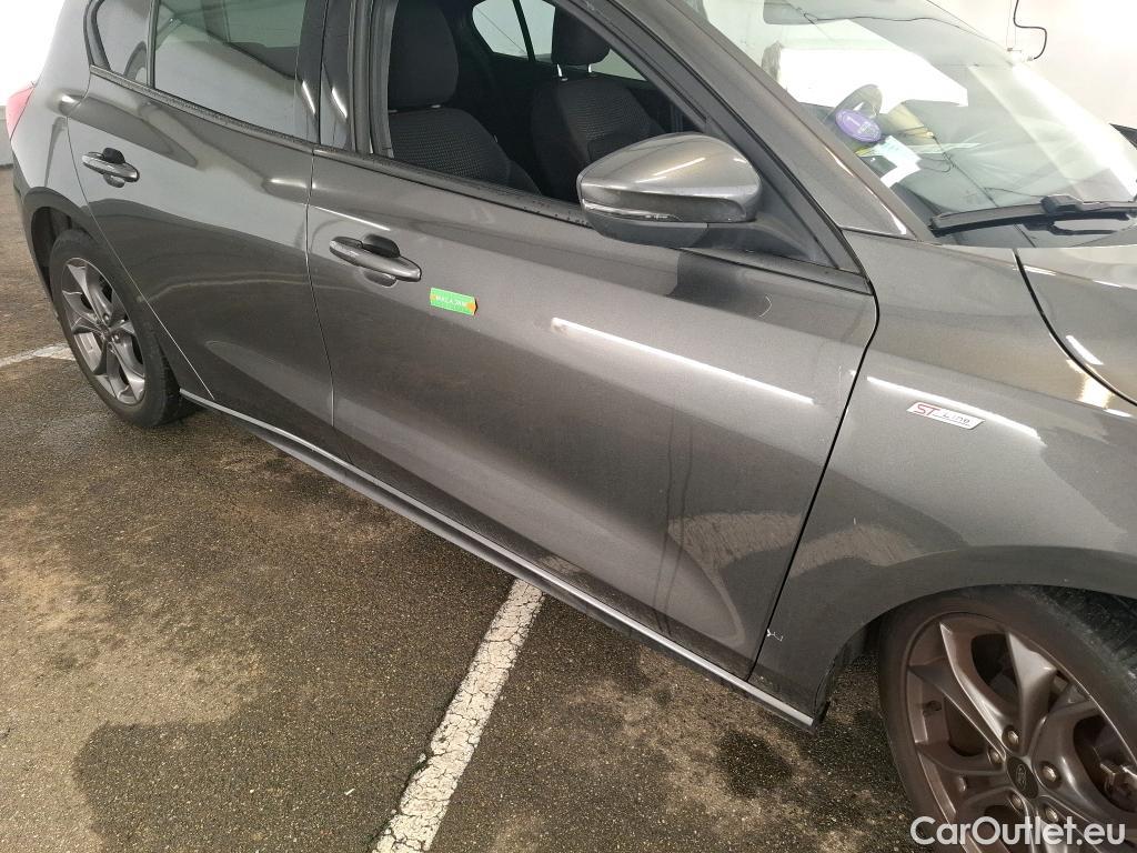  Ford  Focus FORD  / 2018 / 5P / Berline 1.0 EcoBoost 125ch St-Line #8