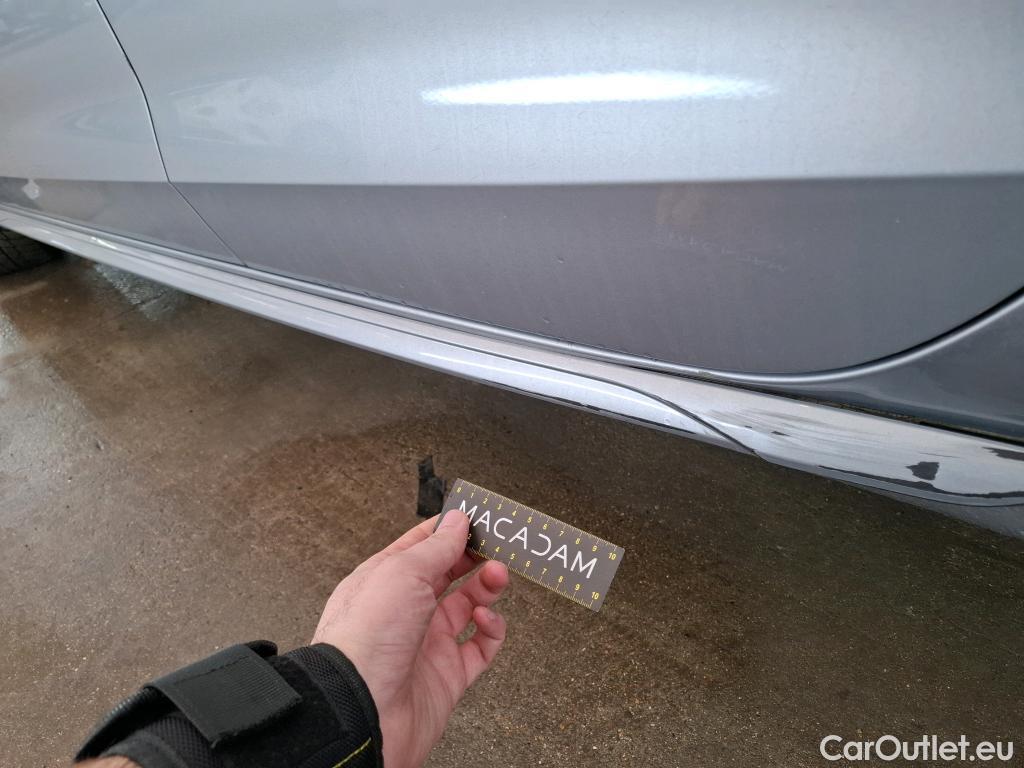  Audi  A4 AUDI  Avant / 2019 / 5P / Break 35 TFSI 150 S tronic Business line OPERATION STOCK #5