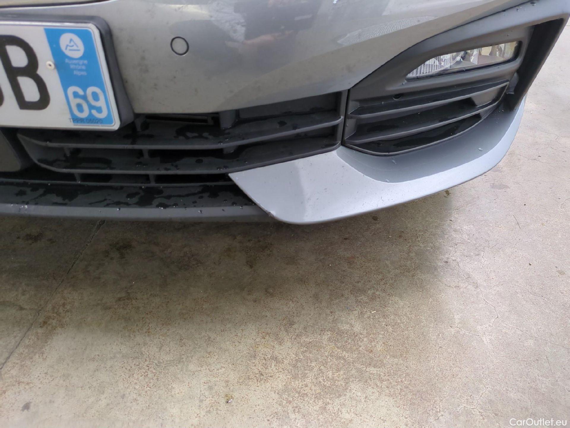  Bmw  Serie 1 1 Berline 116 d Business Design 1.5 115CV BVA7 E6d #12