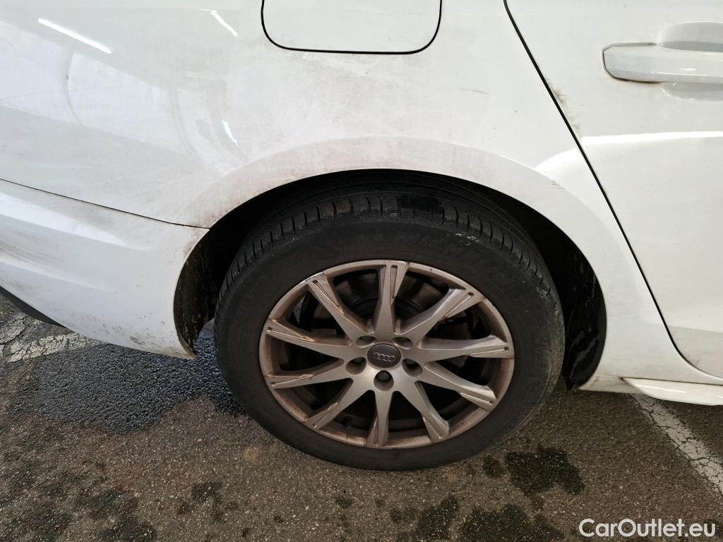  Audi  A4  Lim. 35 TDI Business line 2.0 TDI 165CV BVA7 E6d #5