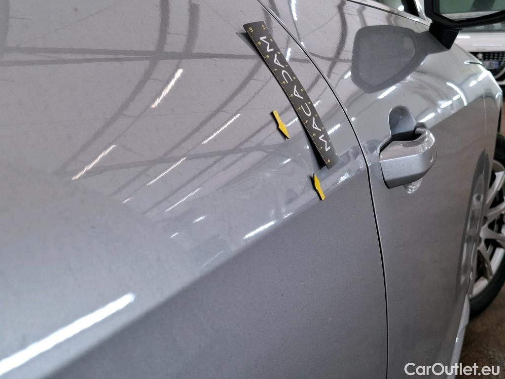  Audi  A4 AUDI  Avant / 2019 / 5P / Break 35 TFSI 150 S tronic Business line OPERATION STOCK #10