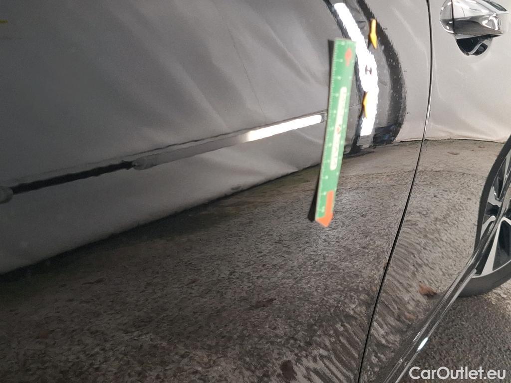  Mercedes  A-Klasse MERCEDES-BENZ Classe A Compact / 2018 / 5P / Berline A 180 d Business Line #7