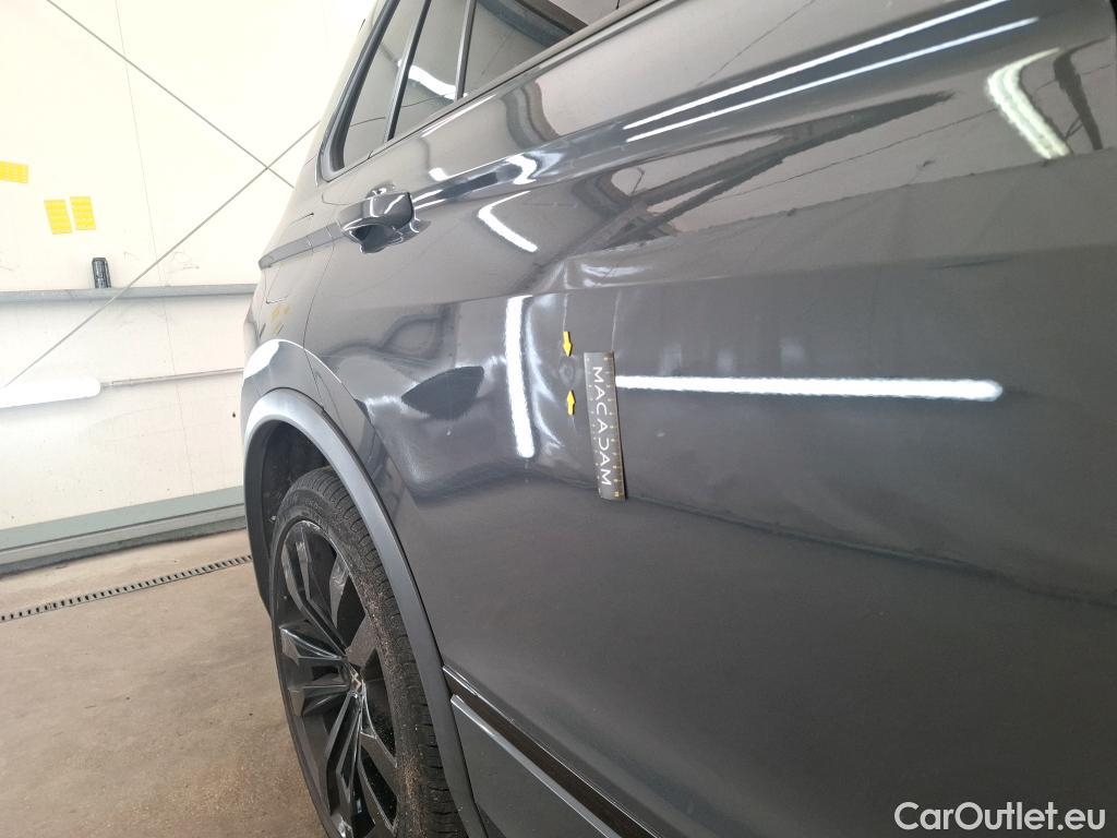  Volkswagen  Tiguan VOLKSWAGEN  / 2020 / 5P / SUV 2.0 TDI 150 DSG7 R-Line Exclusive #34