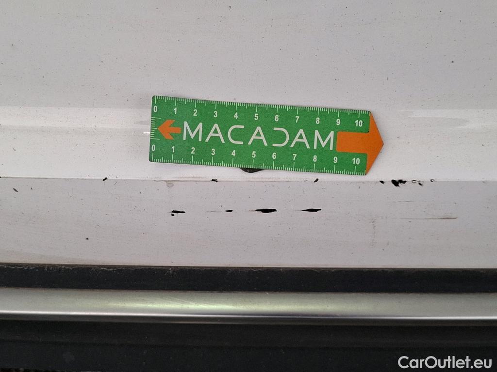  Audi  A4  Lim. 35 TDI Business line 2.0 TDI 165CV BVA7 E6d #25