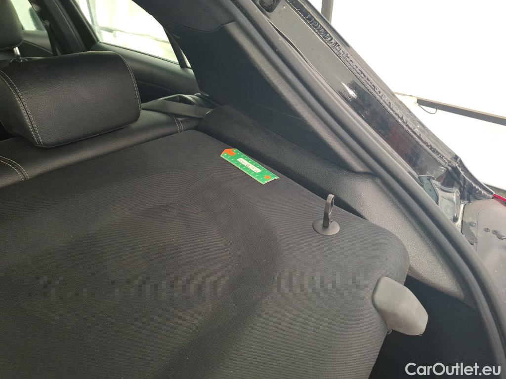  Mercedes  A-Klasse MERCEDES-BENZ Classe A Compact / 2018 / 5P / Berline A 180 d Business Line #4