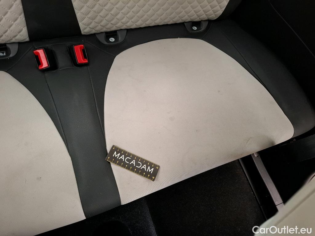  Fiat  500 FIAT   2015 3P Berline Hybrid 1.0 BSG 70 ch Dolcevita #10