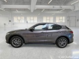 Alfa Romeo   STELVIO ALFA ROMEO / 2017 / 5P / SUV 2.2 TURBO DIESEL 190CV BUSINESS AT8 Q4 #8