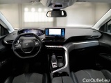  Peugeot  3008 PEUGEOT  / 2020 / 5P / SUV BLUEHDI 130 EAT8 SeS ALLURE #3