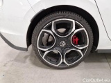  Volkswagen  Golf  VOLKSWAGEN / 2024 / 5P / BERLINA 2.0 TSI GTI DSG #18