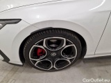  Volkswagen  Golf  VOLKSWAGEN / 2024 / 5P / BERLINA 2.0 TSI GTI DSG #30