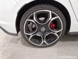  Volkswagen  Golf  VOLKSWAGEN / 2024 / 5P / BERLINA 2.0 TSI GTI DSG #36