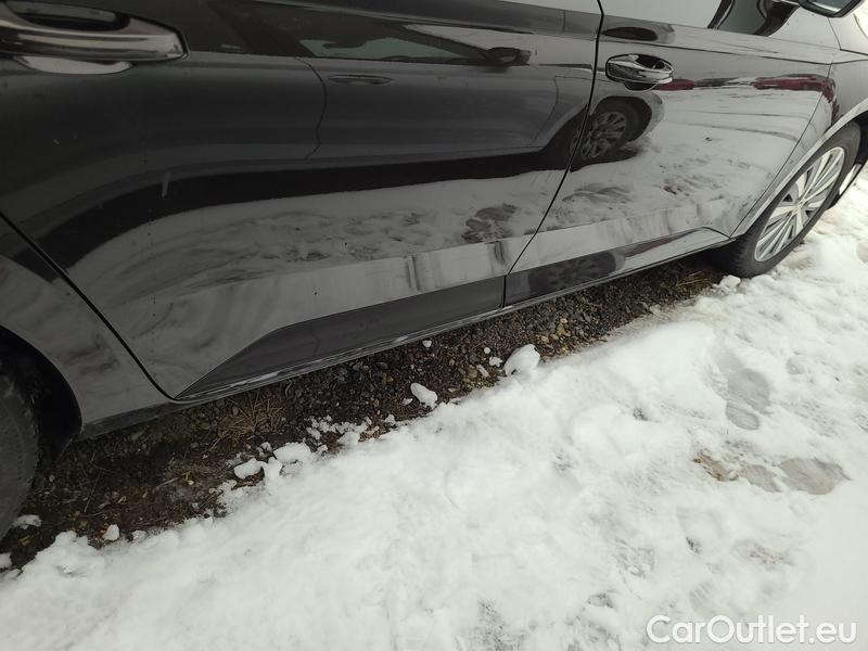  Skoda  Superb  Combi (3T5)(2010) Sup.C.FL2.0TDI 110 Style AT #18