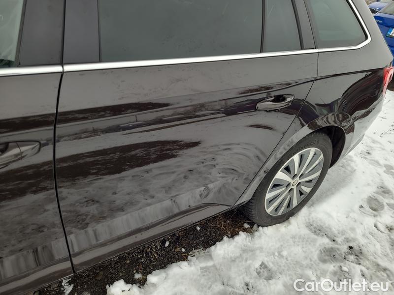  Skoda  Superb  Combi (3T5)(2010) Sup.C.FL2.0TDI 110 Style AT #9