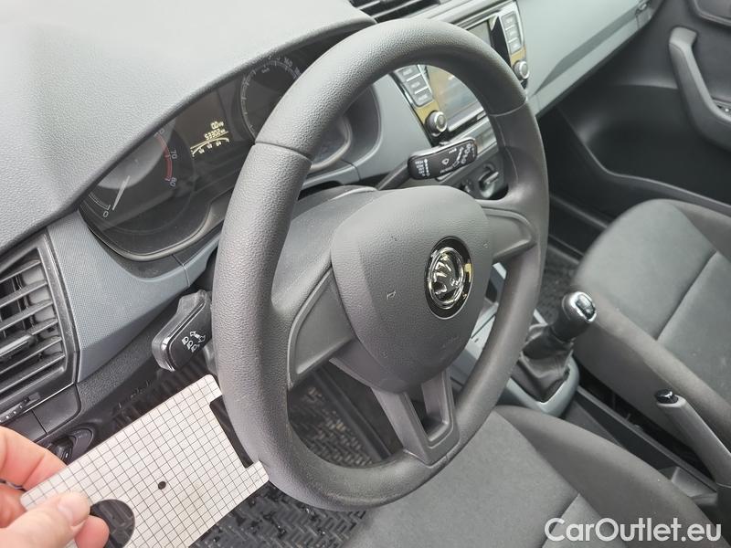  Skoda  Fabia  3 (2015)  1.0TSI 70 Active #13