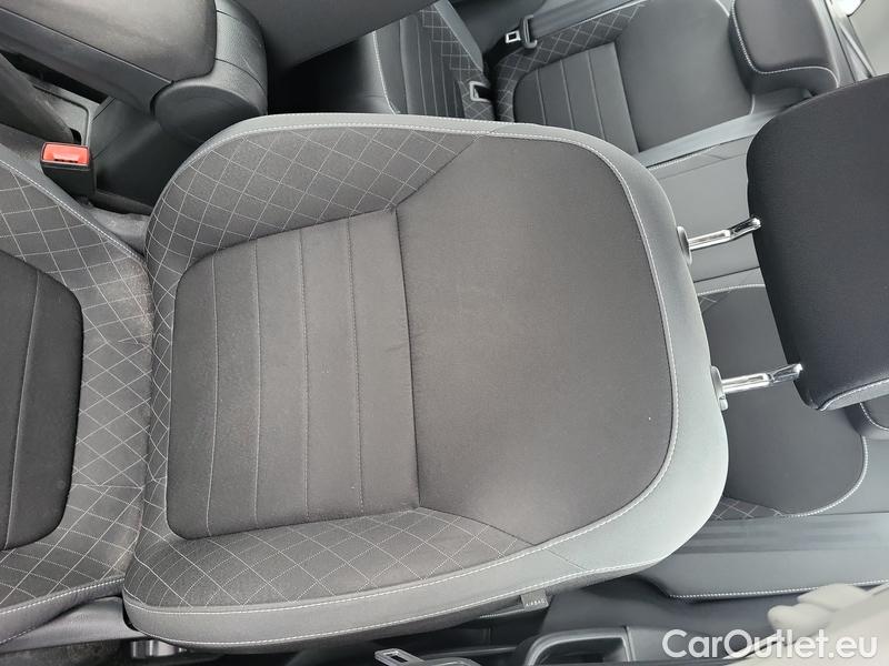  Skoda  Fabia  Combi (2015) Com.1.0TSI 70 Ambition 5d #8