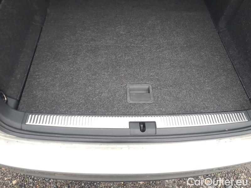  Skoda  Superb  Combi (3V5)(2015)  Com. 1.8TSI132 Style AP #15