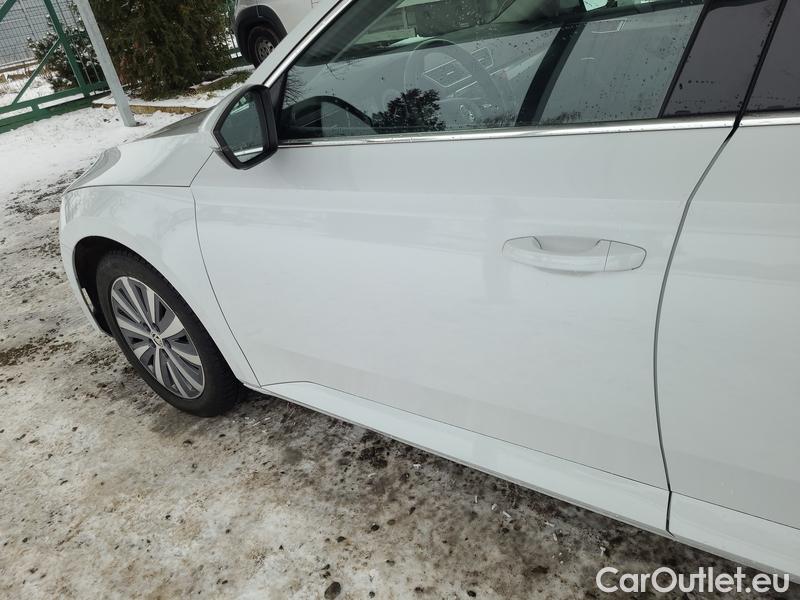  Skoda  Superb  Combi (3T5)(2010) Sup.C.FL2.0TDI 110 Style #4