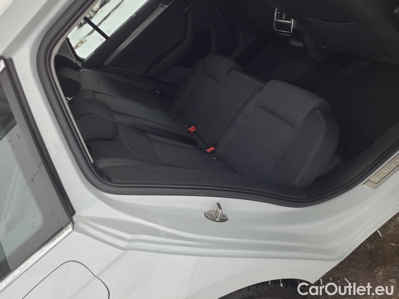  Skoda  Superb  Combi (3T5)(2010) Sup.C.FL2.0TDI 110 Style #11