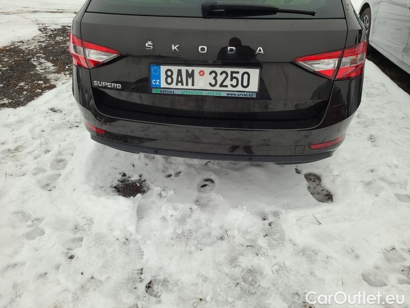  Skoda  Superb  Combi (3T5)(2010) Sup.C.FL2.0TDI 110 Style AT #16