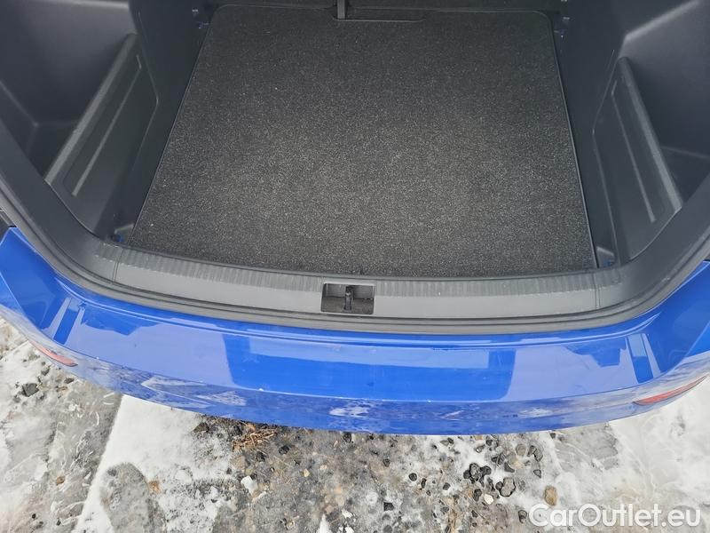  Skoda  Fabia  Combi (2015)  Com.1.0TSI 70 Active #16