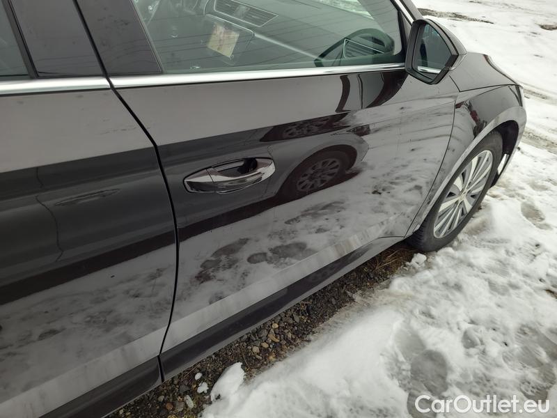  Skoda  Superb  Combi (3T5)(2010) Sup.C.FL2.0TDI 110 Style AT #19