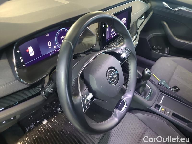  Skoda  Octavia  Lim. (NX3)(2020) Oct.2.0TDI 110 Style 5d #6