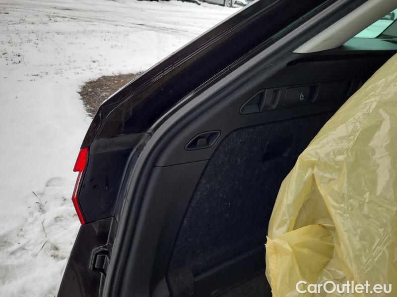  Skoda  Superb  Combi (3T5)(2010) Sup.C.FL2.0TDI 110 Style AT #12