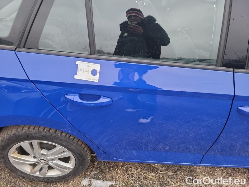  Skoda  Fabia  Combi (2015) Com.1.0TSI 70 Ambition 5d #14