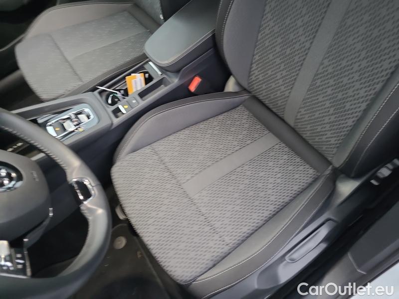  Skoda  Octavia  Lim. (NX3)(2020) Oct. 2.0TDI 110 Style AT 5d #6